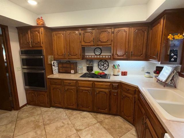 703 E 4th Street, Chandler, OK 74834