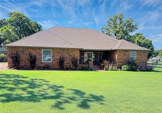 703 E 4th Street, Chandler, OK 74834