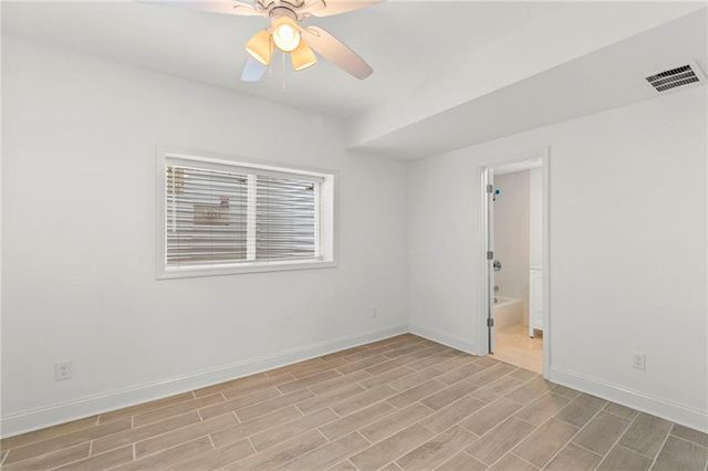 9020 N Oxford Avenue, Kansas City, MO 64157