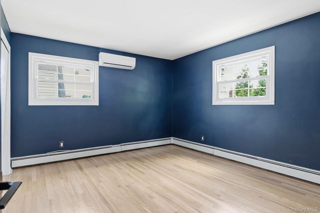 131 Fir Street, Lindenhurst, NY 11757