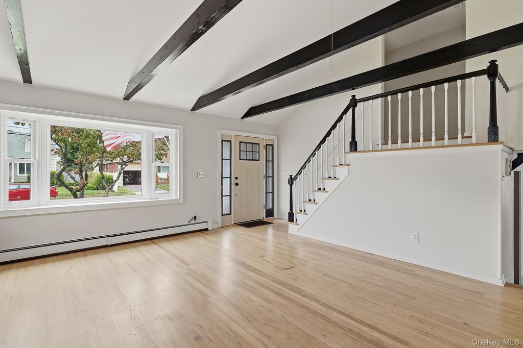 131 Fir Street, Lindenhurst, NY 11757 — photo 5