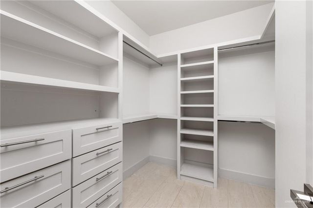 2339 S 42nd Lane, Mcallen, TX 78503