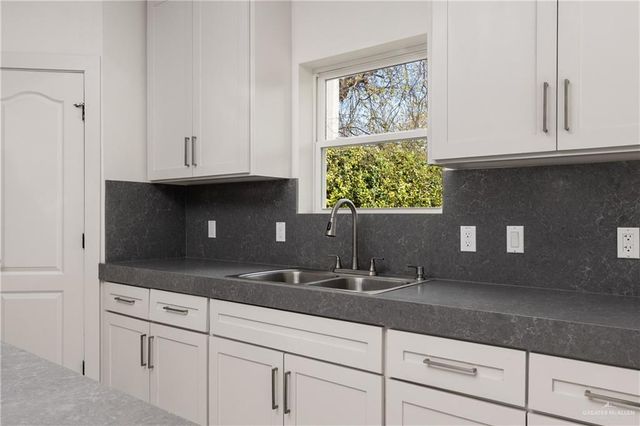 2339 S 42nd Lane, Mcallen, TX 78503