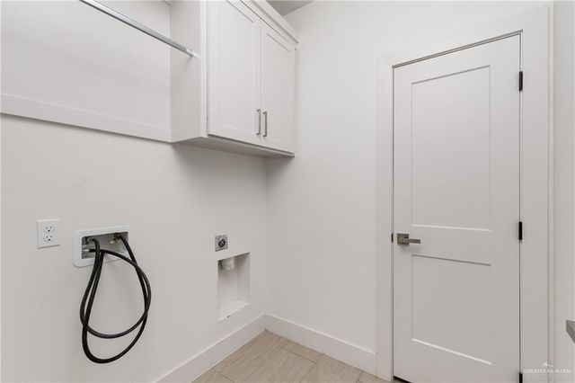 2339 S 42nd Lane, Mcallen, TX 78503