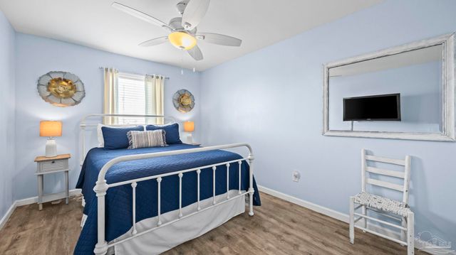 5917 Beach Blvd, Gulf Shores, AL 36542