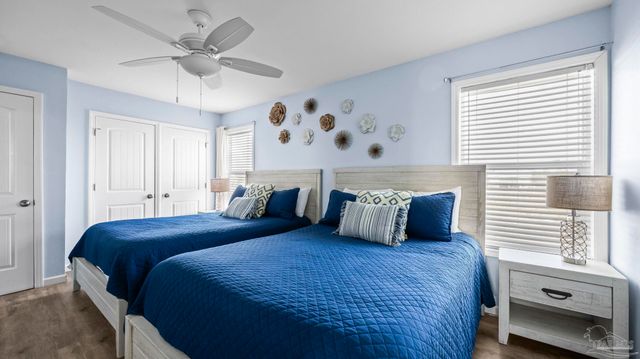 5917 Beach Blvd, Gulf Shores, AL 36542