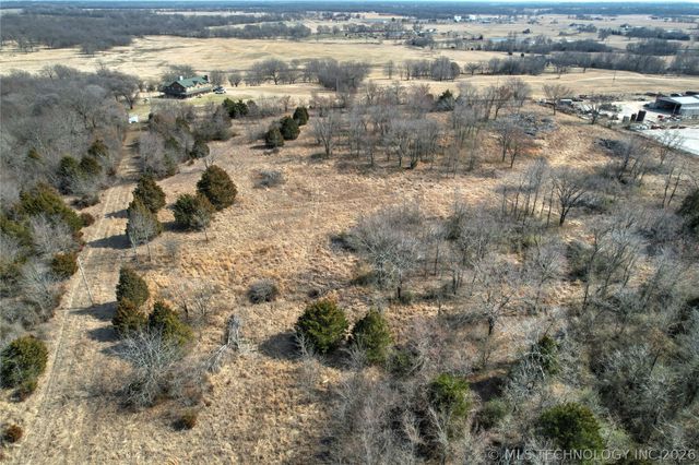 Lone Star Road, Coweta, OK 74429