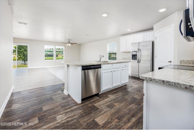 6853 SANDLE Drive, Jacksonville, FL 32219