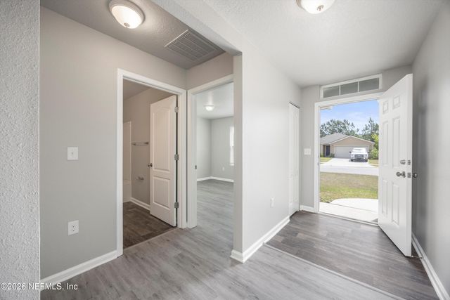 6853 SANDLE Drive, Jacksonville, FL 32219