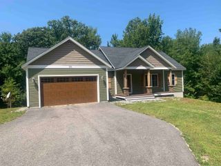 170 Pratt Pond Road, Mason, NH 03048