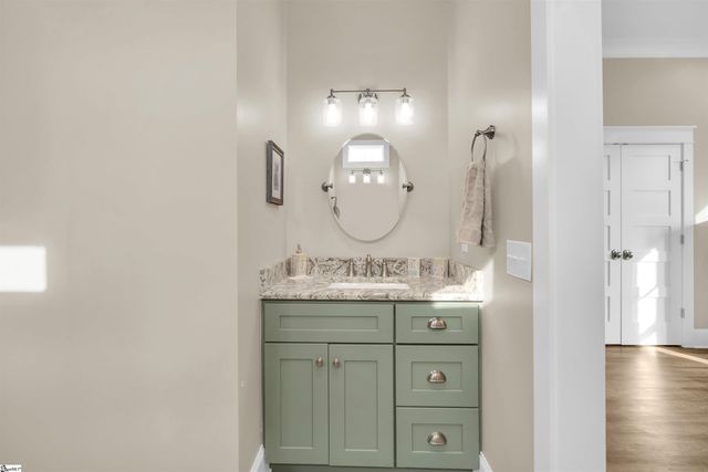 103 Cottage Lane, Greenwood, SC 29649