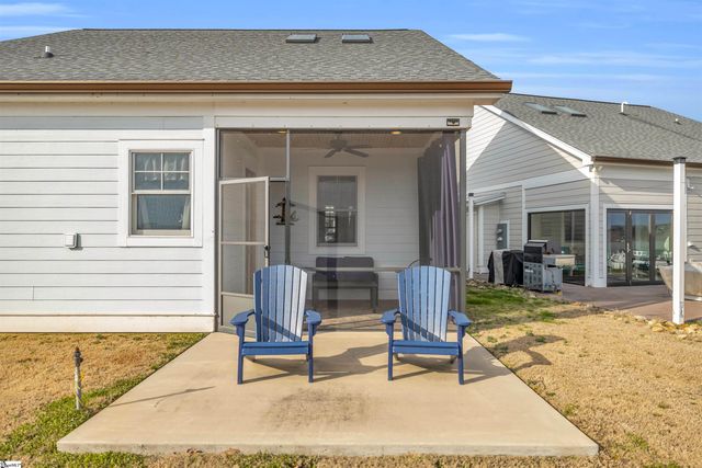 103 Cottage Lane, Greenwood, SC 29649