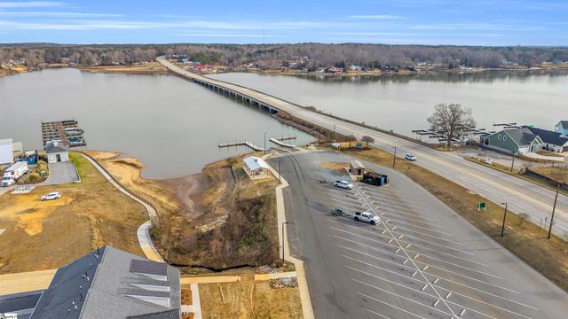 103 Cottage Lane, Greenwood, SC 29649