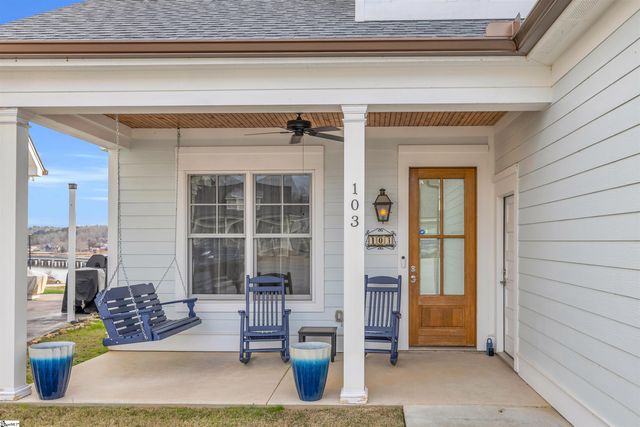 103 Cottage Lane, Greenwood, SC 29649