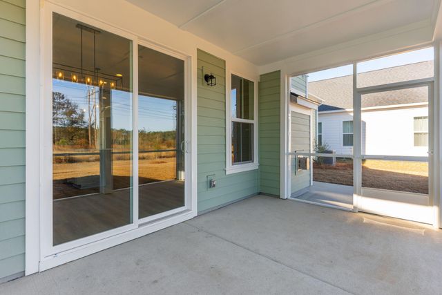 422 Brightside Trail, Summerville, SC 29486