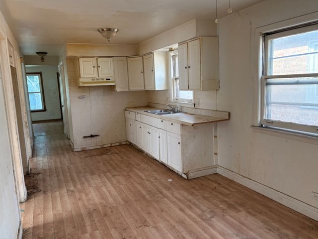 5013 W Bloomingdale Avenue, Chicago, IL 60639