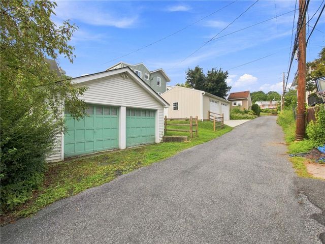 1756 West Union, Bethlehem City, PA 18018