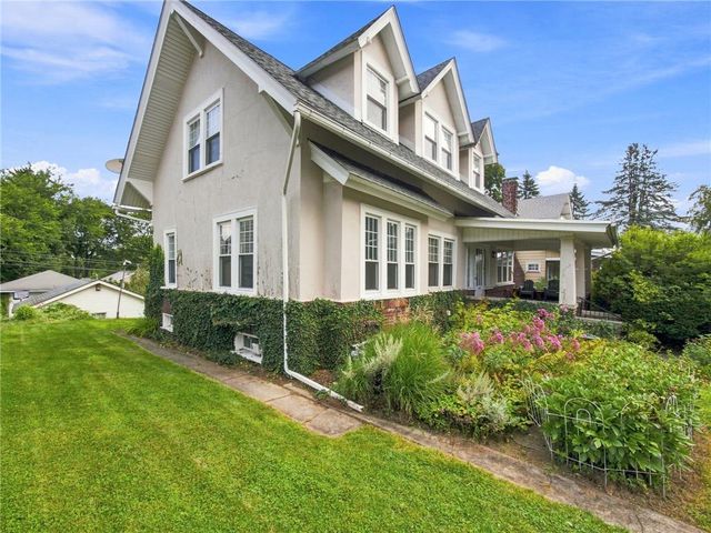 1756 West Union, Bethlehem City, PA 18018