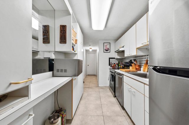 220 Swanson Road 605, Boxborough, MA 01719