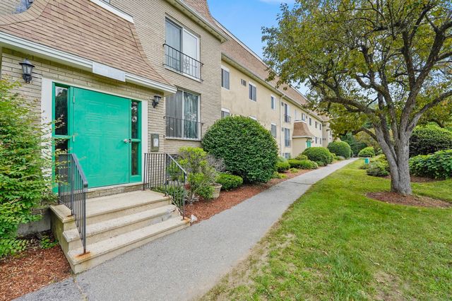 220 Swanson Road 605, Boxborough, MA 01719