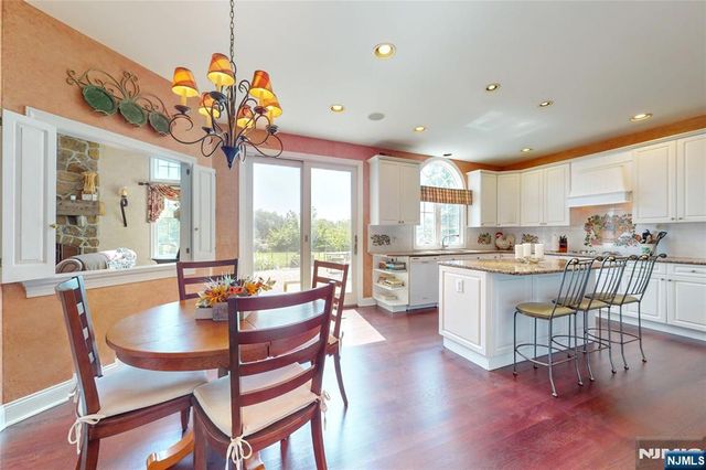 365 Mine Brook Road, Far Hills, NJ 07931