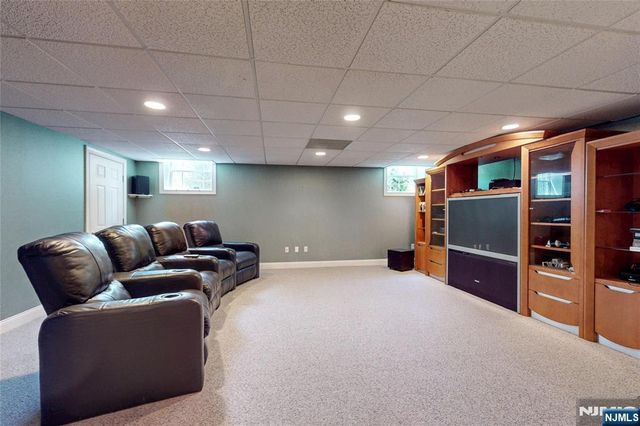 365 Mine Brook Road, Far Hills, NJ 07931