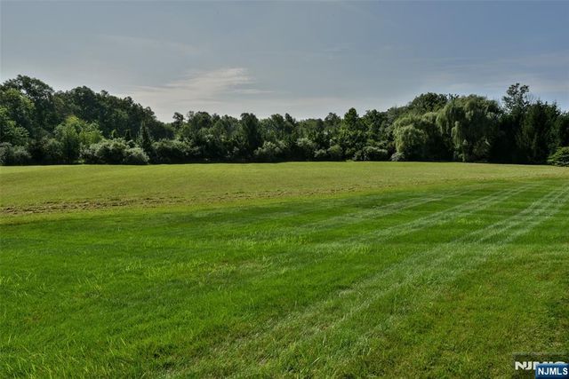 365 Mine Brook Road, Far Hills, NJ 07931