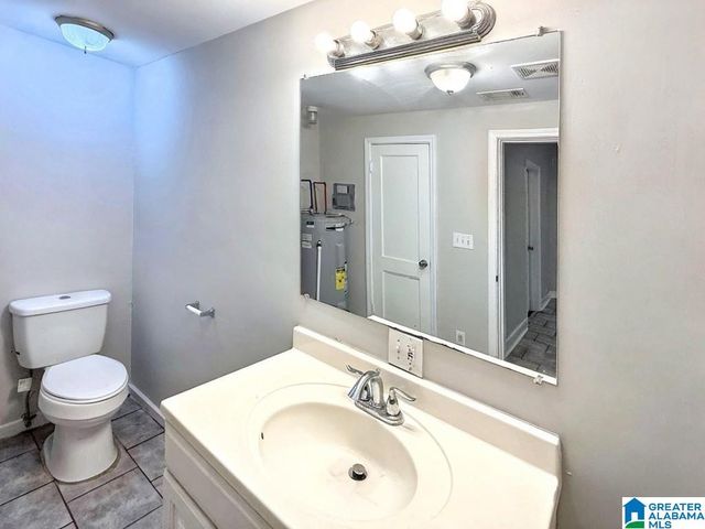 115 FRONT STREET, Adamsville, AL 35005