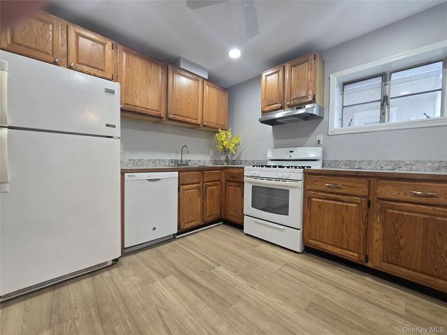 85 Front Street 2, Nyack, NY 10960