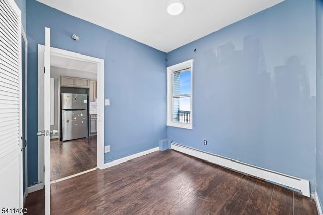 69 Graham Ave, Paterson City, NJ 07524