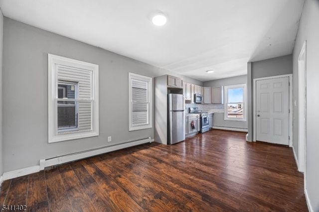 69 Graham Ave, Paterson City, NJ 07524