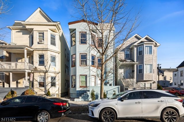 69 Graham Ave, Paterson City, NJ 07524