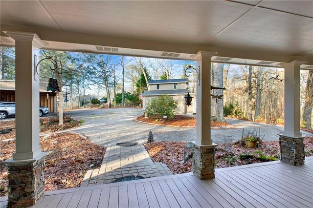 1050 ROBINSON Road, Dahlonega, GA 30533