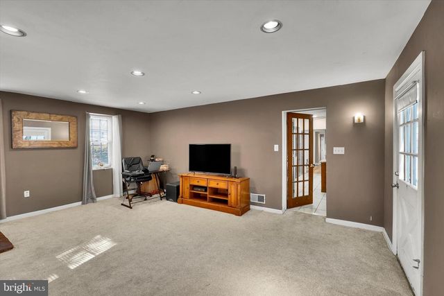 13497 TREVOSE RD, Philadelphia, PA 19116