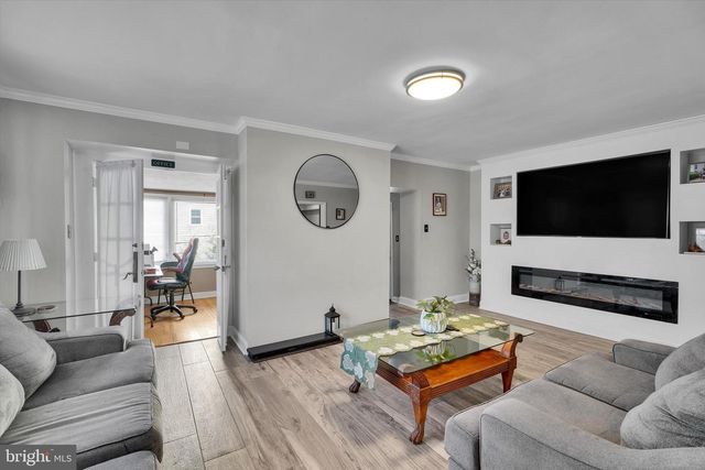 13497 TREVOSE RD, Philadelphia, PA 19116