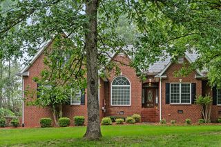 650 Beckridge Rd, Mcminnville, TN 37110
