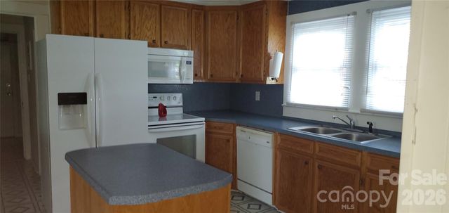 1905 Crestmont Avenue, Kannapolis, NC 28081
