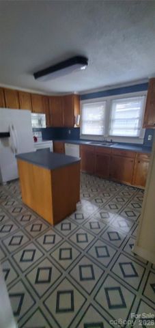 1905 Crestmont Avenue, Kannapolis, NC 28081