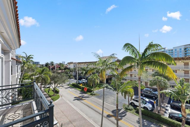 200 E Palmetto Park Road 7, Boca Raton, FL 33432