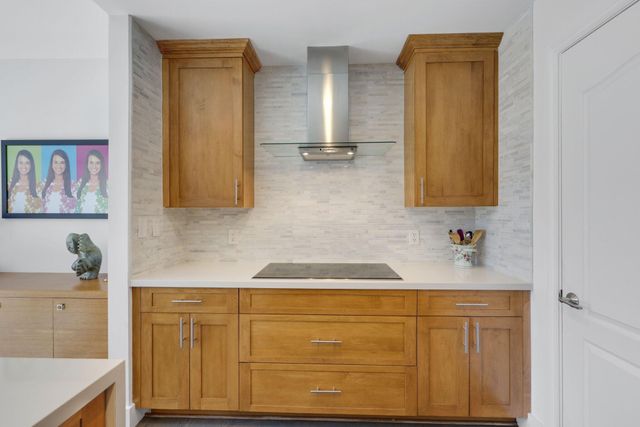 200 E Palmetto Park Road 7, Boca Raton, FL 33432