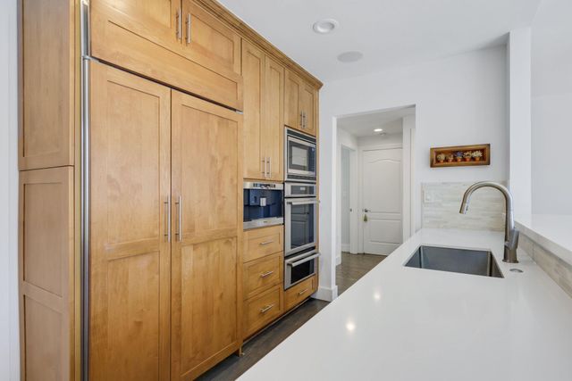 200 E Palmetto Park Road 7, Boca Raton, FL 33432