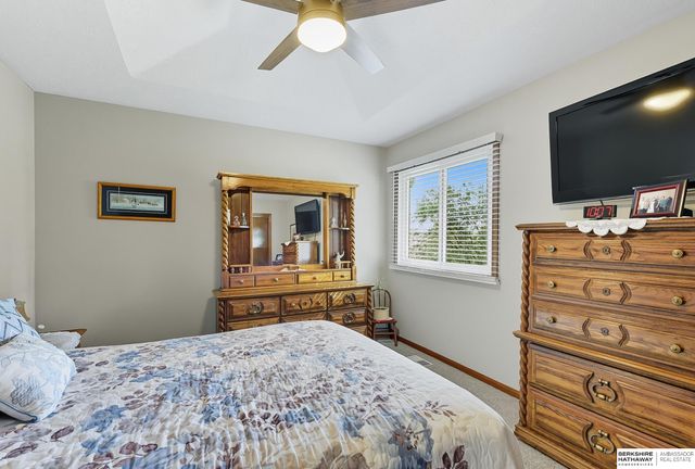 8405 S 142nd Avenue, Omaha, NE 68138