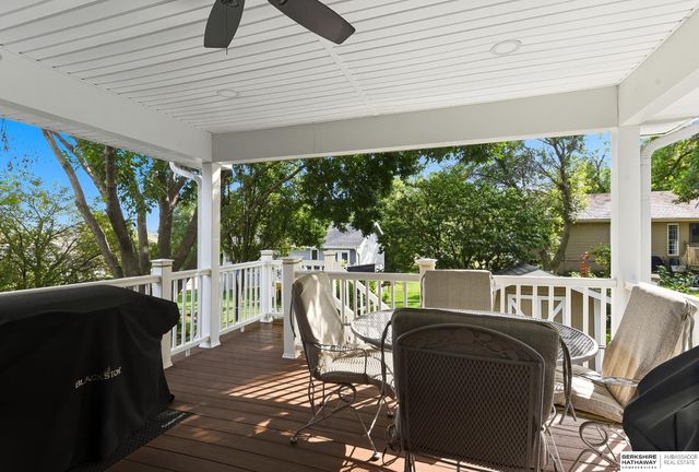 8405 S 142nd Avenue, Omaha, NE 68138