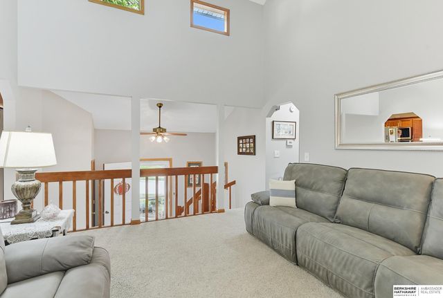 8405 S 142nd Avenue, Omaha, NE 68138