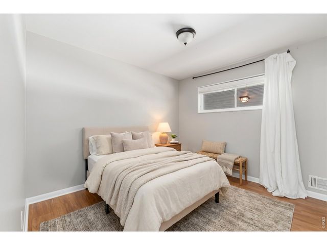 7270 Avrum Dr, Denver, CO 80221