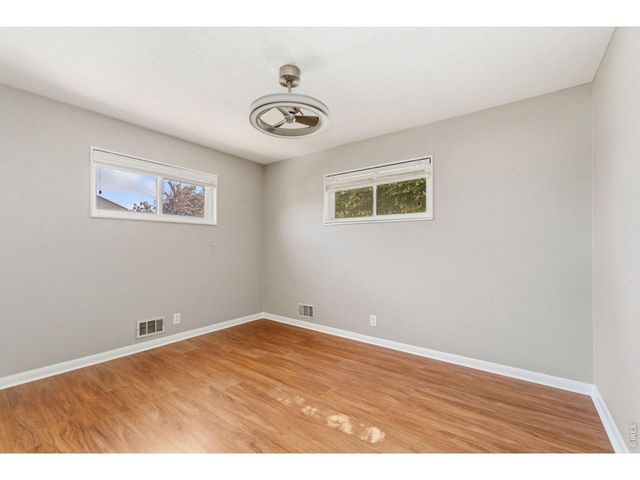 7270 Avrum Dr, Denver, CO 80221