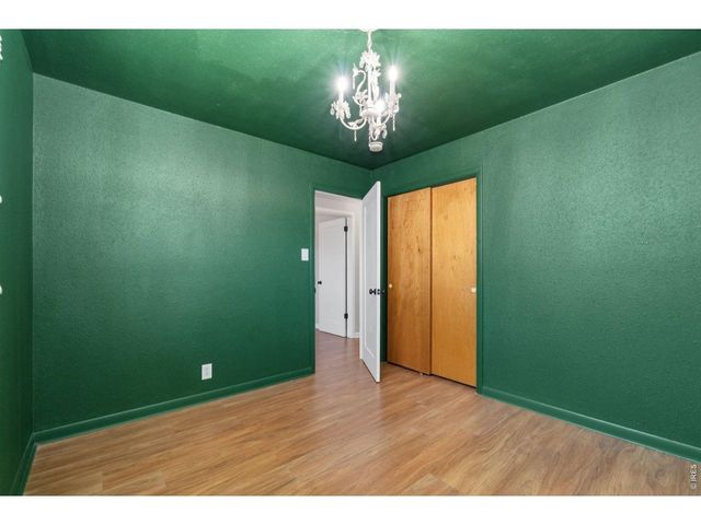 7270 Avrum Dr, Denver, CO 80221