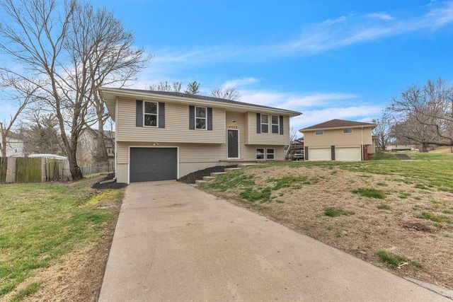 4606 Zebra Lane, St Joseph, MO 64506