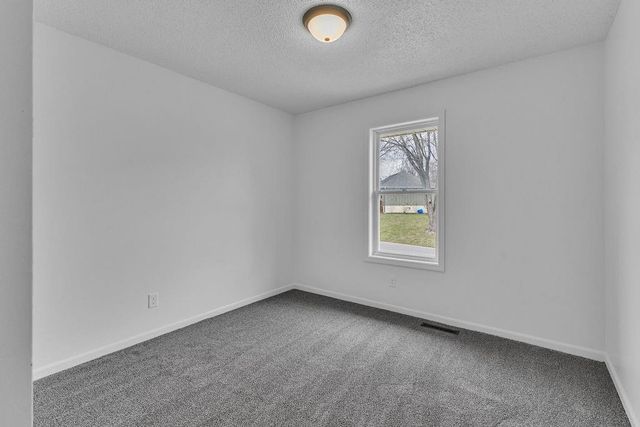 4606 Zebra Lane, St Joseph, MO 64506