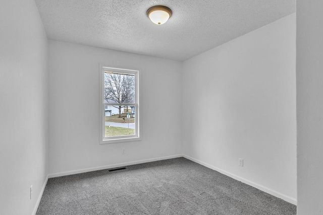 4606 Zebra Lane, St Joseph, MO 64506